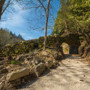 passage-voute-chemin-cabaneurs